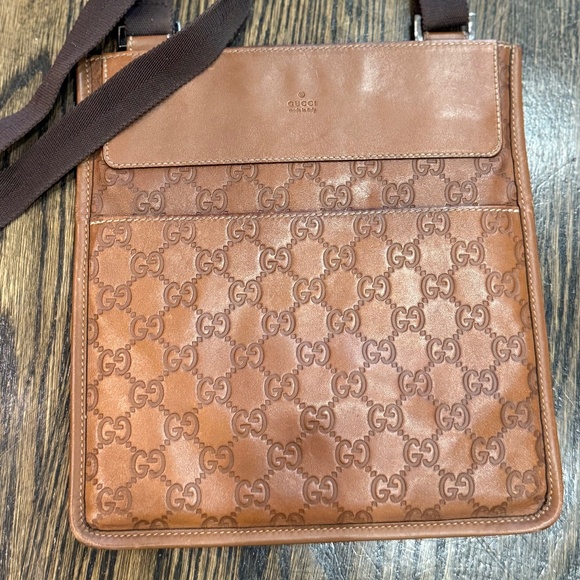Gucci Leather Messenger Bag - Picture 1 of 4